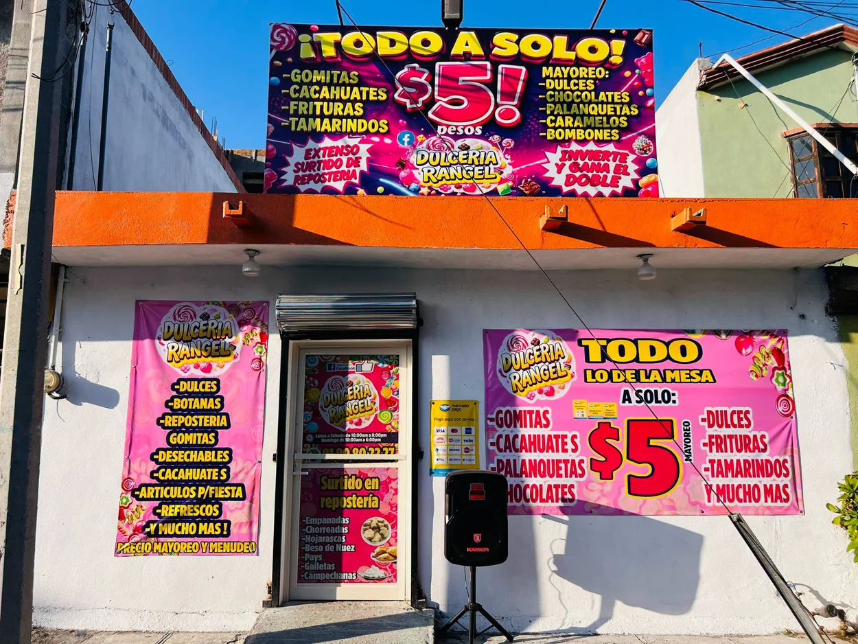 Fachada de Dulcería Rangel en Guadalupe, Nuevo León